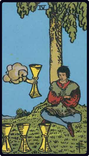圣杯四 · Four of Cups
